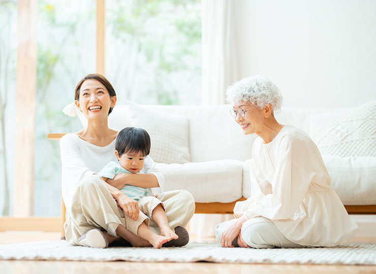 どちらのエリアも人口は上昇傾向だが、老年人口の割合も増加